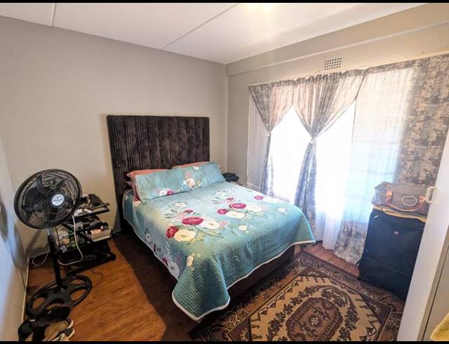 3 BEDROOM APARTMENT FOR SALE IN ROBINDALE
